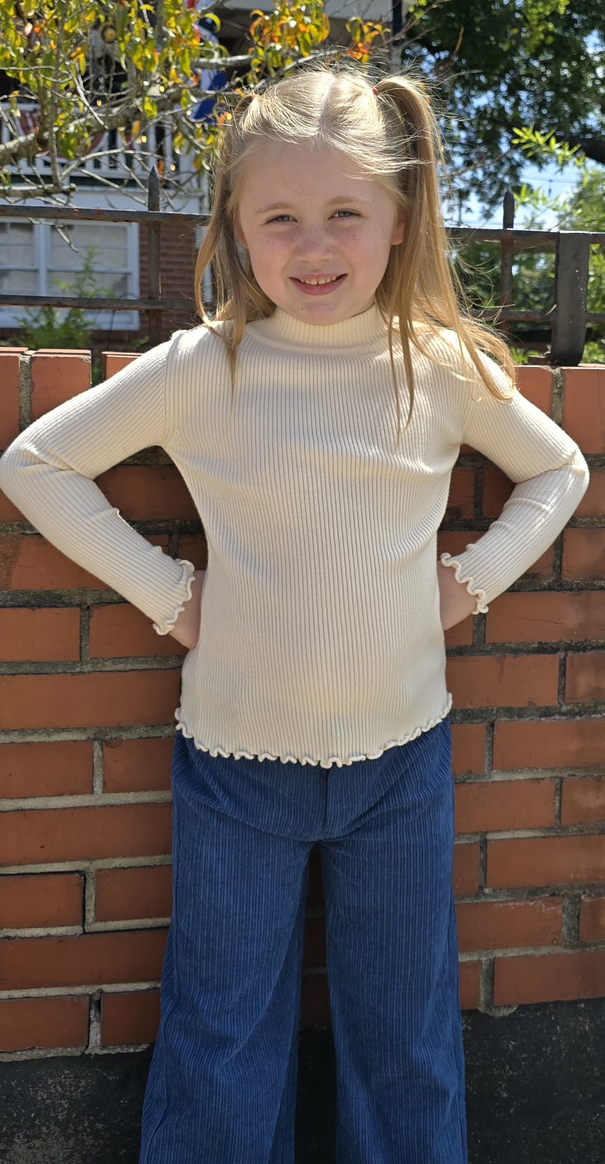 Companion Fantastico Sweater