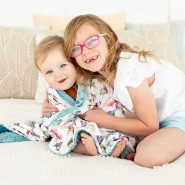 Cozy Moments: Fall Favorites for Little Ones 🍂